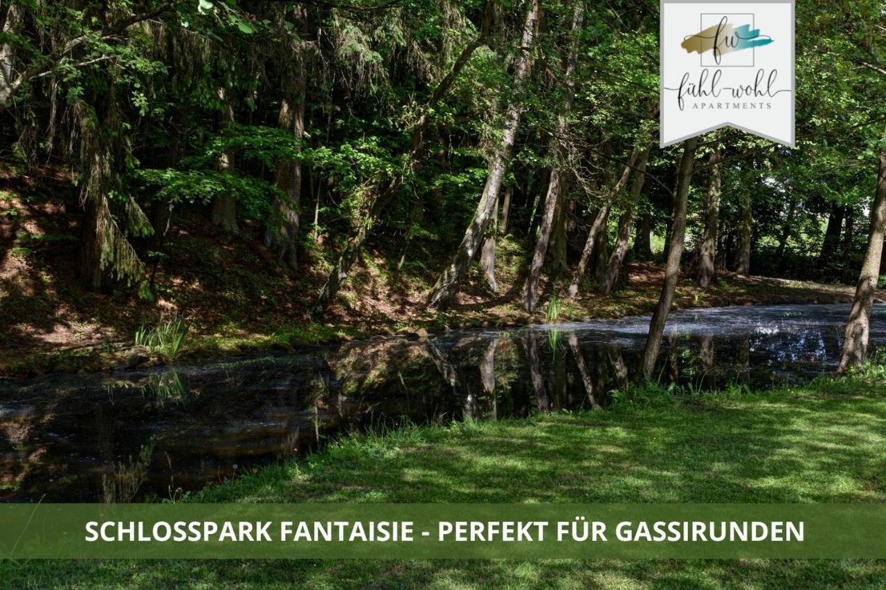 Ferienhaus Fantaisie - Wohnen Nahe Schlosspark -Stadtgrenze Bayreuth Fuer 1-5 Pers, Hunde Willkommen, Voll Eingezaeunt Eckersdorf Buitenkant foto